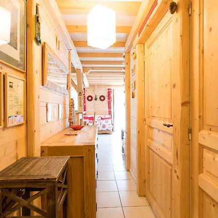 Comme Un Chalet, A La Montagne * 생제르베레뱅